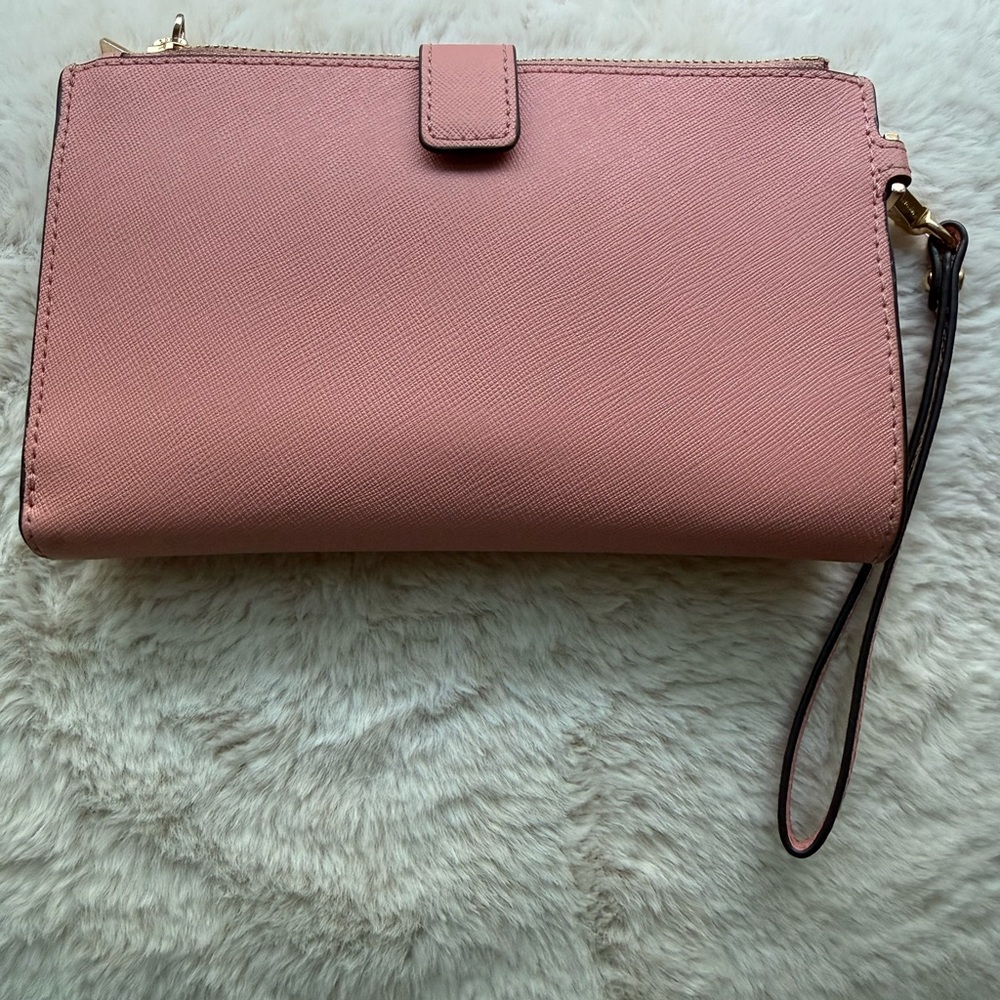 Michael Kors Pink Leather Wallet - Picture 2 of 8